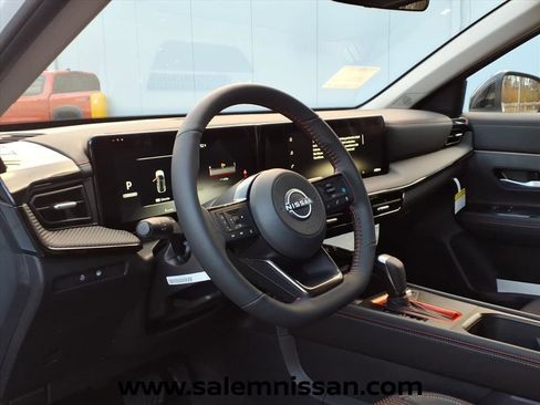 New 2026 Nissan Kicks SR w/ SR Premium Package image 8