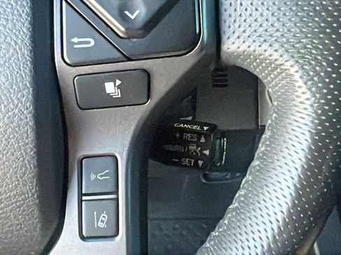 Used 2022 Toyota Tacoma 2WD Double Cab image 35