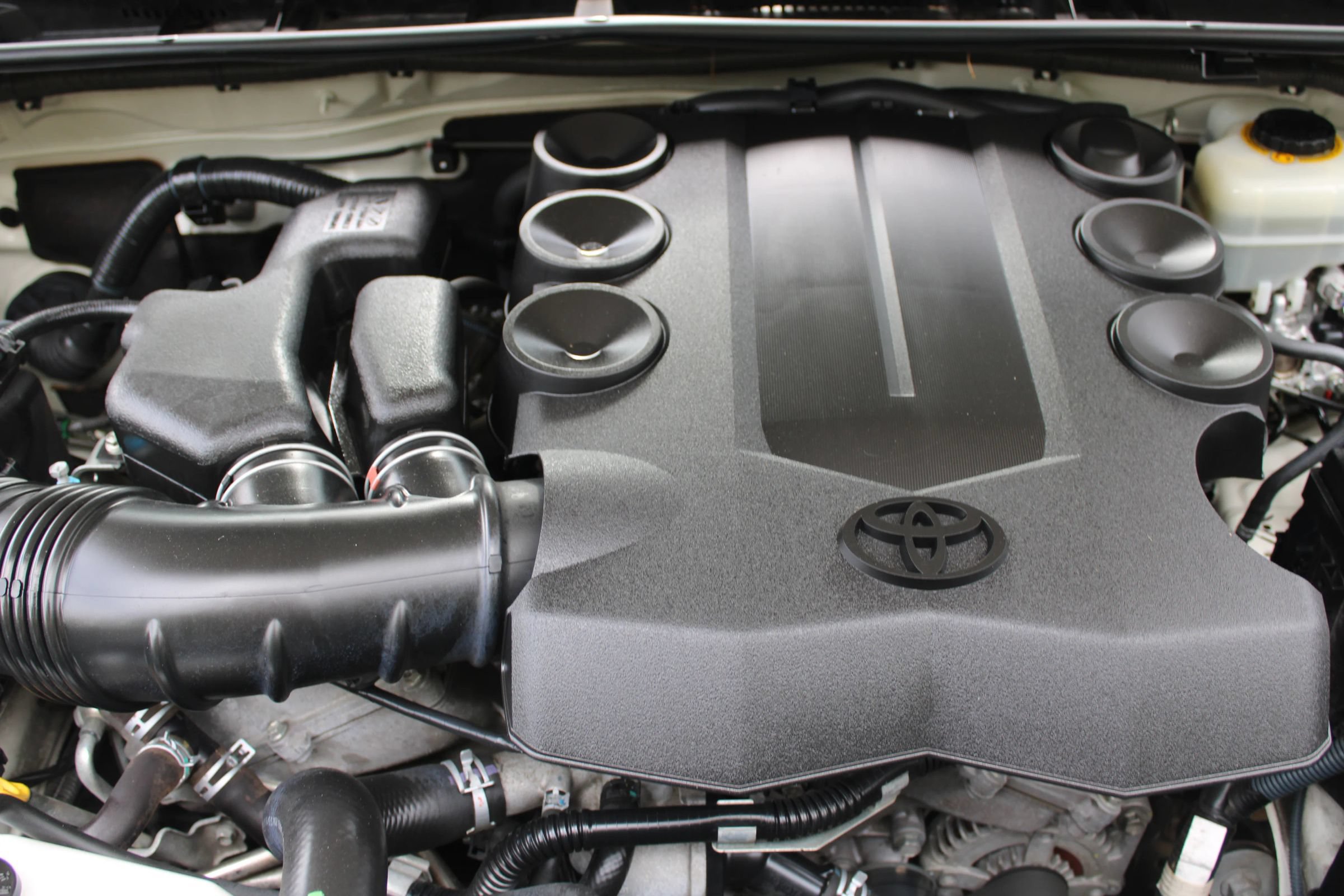 Used 2014 Toyota 4Runner Limited AWD/4WD image 27