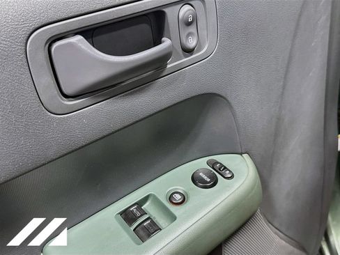 Used 2004 Honda Element EX image 17