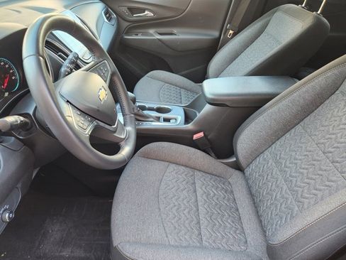 Used 2022 Chevrolet Equinox LT image 12
