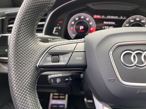 Used 2024 Audi SQ8 Prestige w/ Prestige Package image 19