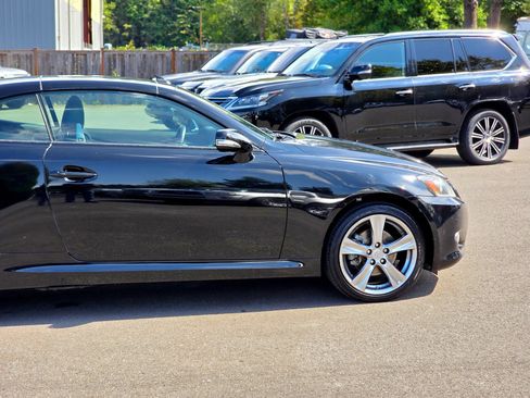Used 2012 Lexus IS 250C RWD image 20