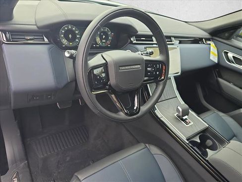 New 2026 Land Rover Range Rover Velar Dynamic SE image 14