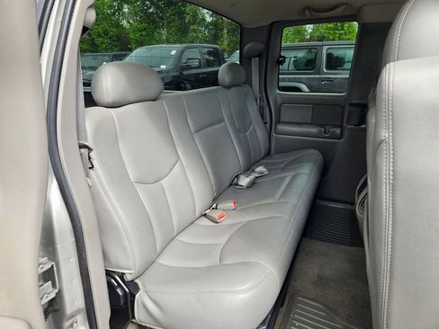 Used 2004 Chevrolet Silverado 1500 LT w/ Light Duty Power Package RWD image 14