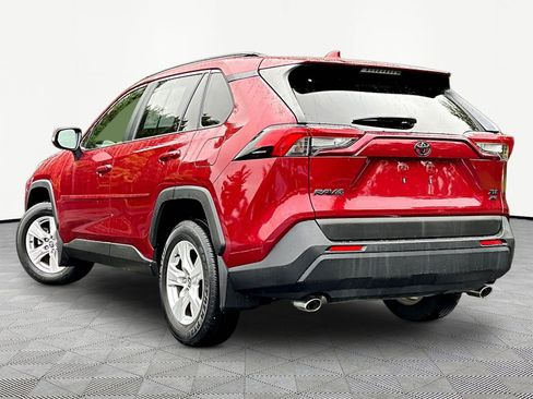 Used 2021 Toyota RAV4 XLE w/ Protection Package (TMS) AWD/4WD image 4