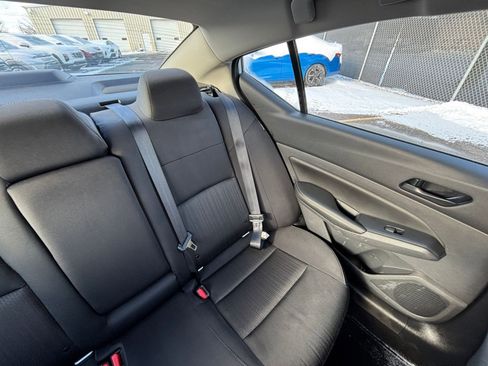 Used 2025 Nissan Altima 2.5 SV image 36