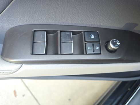 Used 2021 Toyota Camry XSE w/ Navigation Package FWD image 27