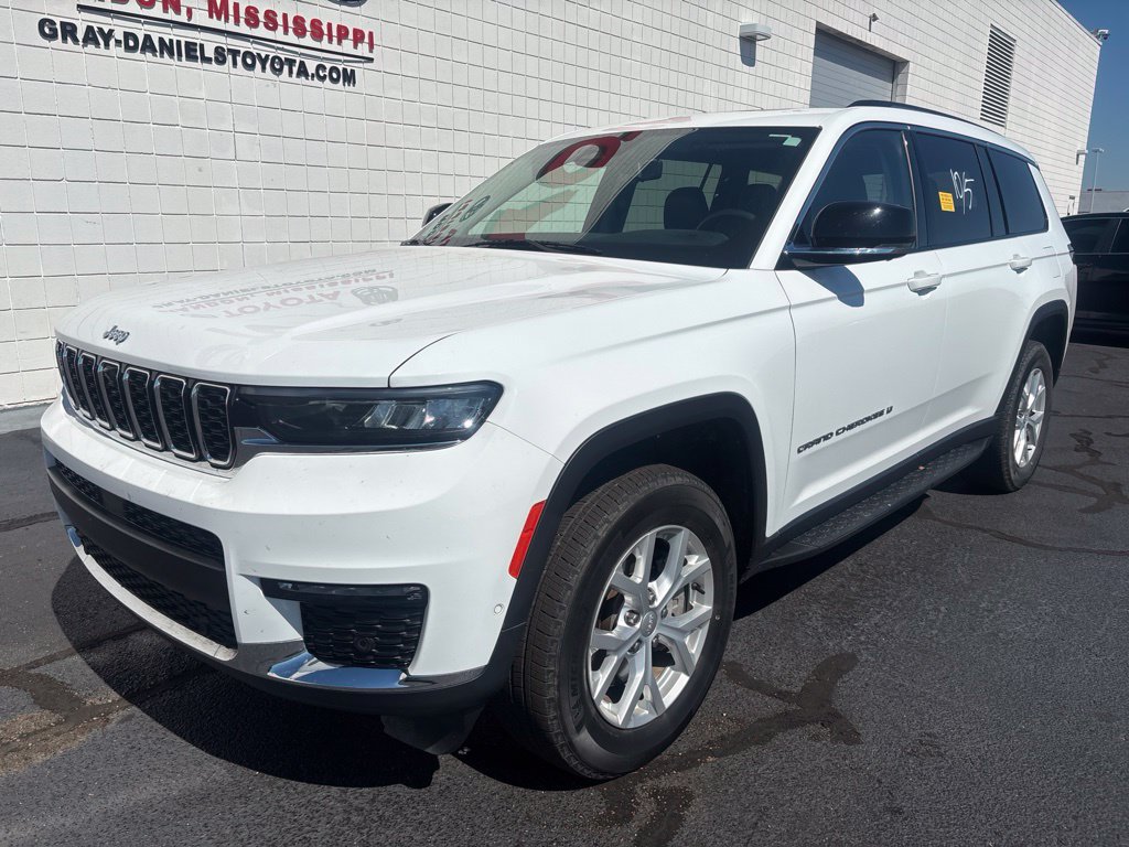 Used 2023 Jeep Grand Cherokee L Limited w/ Luxury Tech Group II AWD/4WD image 1