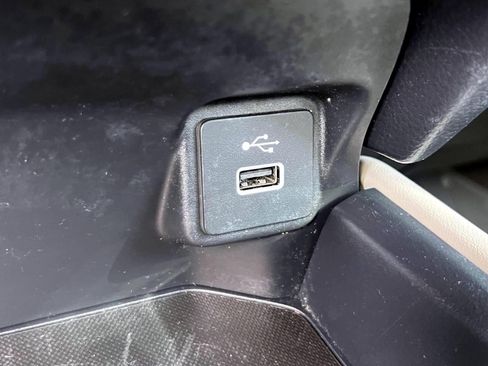 Certified 2023 Honda HR-V LX image 28