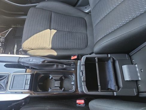 Used 2020 Mitsubishi Eclipse Cross LE FWD image 26