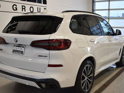 Used 2023 BMW X5 xDrive40i w/ M Sport Package AWD/4WD image 4