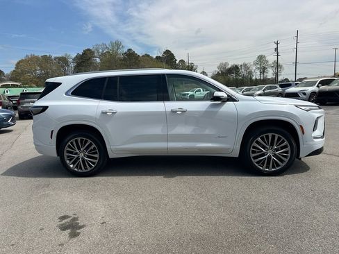 New 2026 Buick Enclave Avenir w/ Super Cruise Package image 5