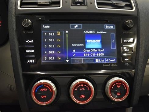 Used 2017 Subaru Forester 2.5i Premium w/ All-Weather Package image 8