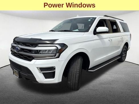 Used 2023 Ford Expedition Max XLT image 5