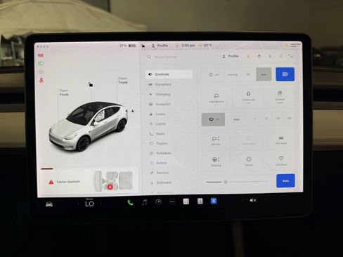 Used 2021 Tesla Model Y Long Range AWD/4WD image 16