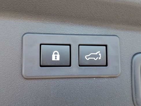 Certified 2026 Subaru Outback Premium AWD/4WD image 16