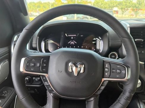 Used 2025 RAM 1500 Laramie AWD/4WD image 13