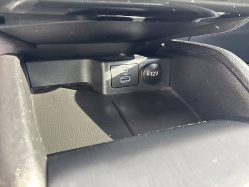 Used 2022 Ford Escape SE w/ Convenience Package image 19