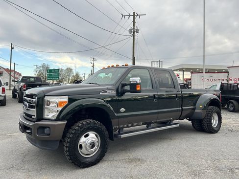 Used 2015 Ford F350 King Ranch w/ King Ranch w/Chrome Package image 2