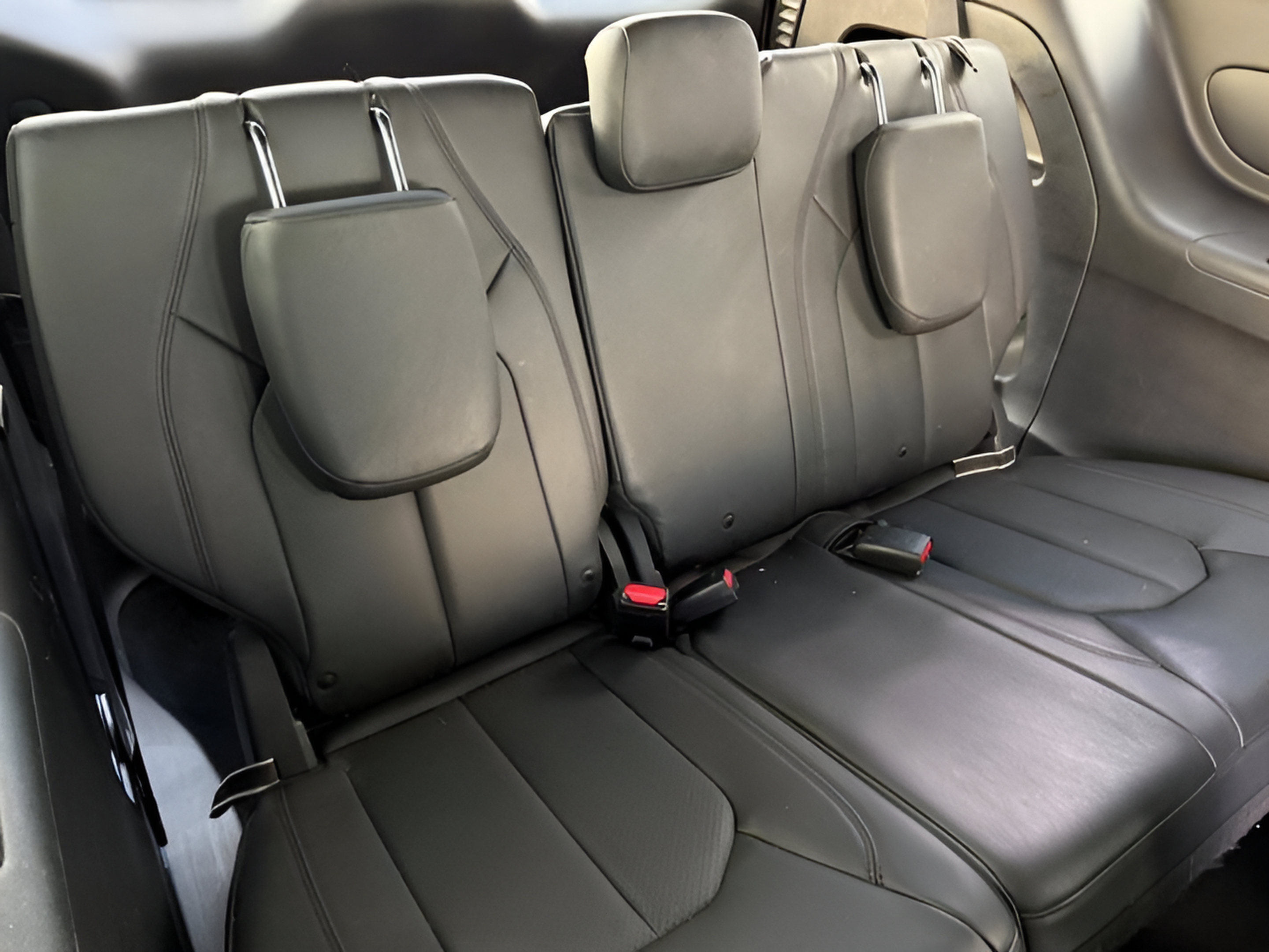 Used 2019 Chrysler Pacifica Touring-L FWD image 10