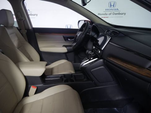 Certified 2019 Honda CR-V Touring image 6