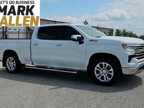 Used 2024 Chevrolet Silverado 1500 LTZ AWD/4WD image 2