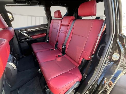 Used 2023 Lexus GX 460 Premium w/ Premium Package image 28