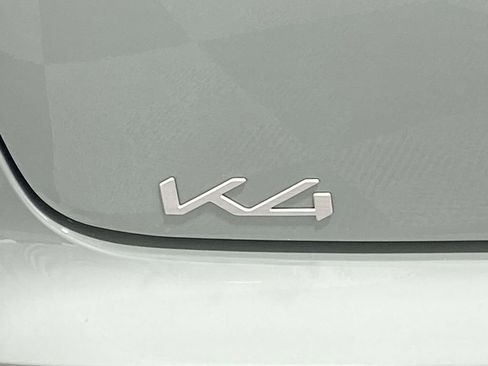 New 2026 Kia K4 LXS image 10