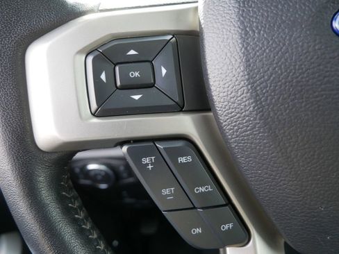 Used 2021 Ford F350 Lariat image 21