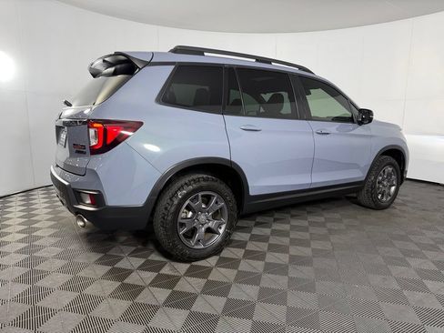 Used 2024 Honda Passport TrailSport image 7