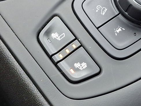 Certified 2023 GMC Terrain SLE w/ Driver Convenience Package image 19