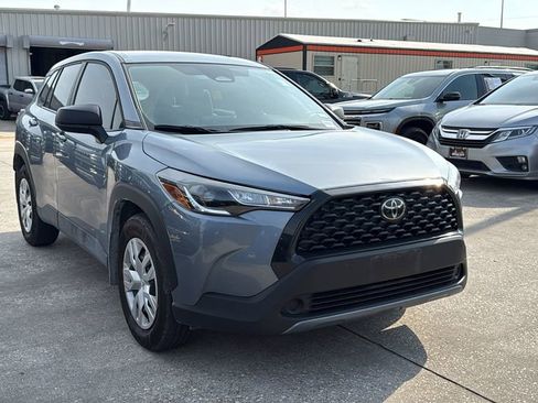 Certified 2024 Toyota Corolla Cross L FWD image 2