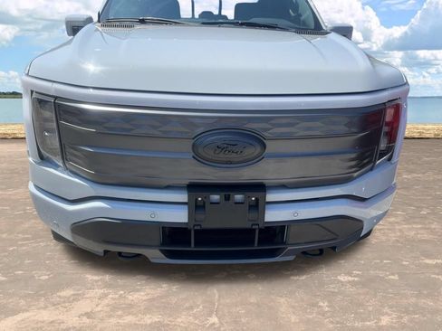 Used 2023 Ford F150 Lightning Lariat AWD/4WD image 10