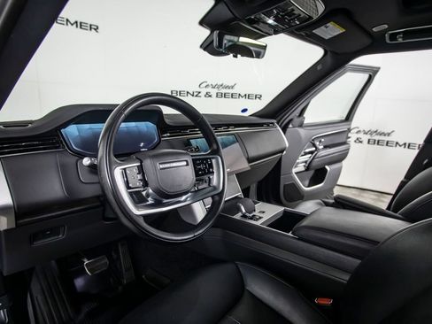 Used 2024 Land Rover Range Rover Long Wheelbase SE AWD/4WD image 23