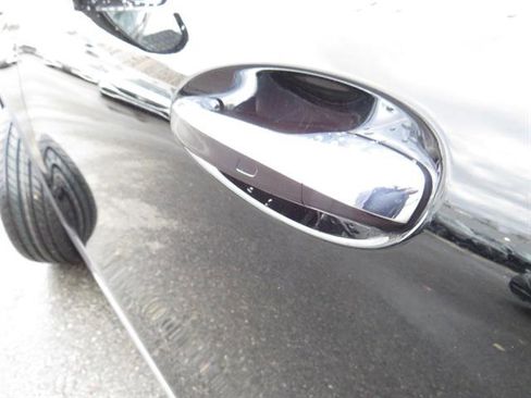 Certified 2023 Mercedes-Benz GLB 250 4MATIC image 28