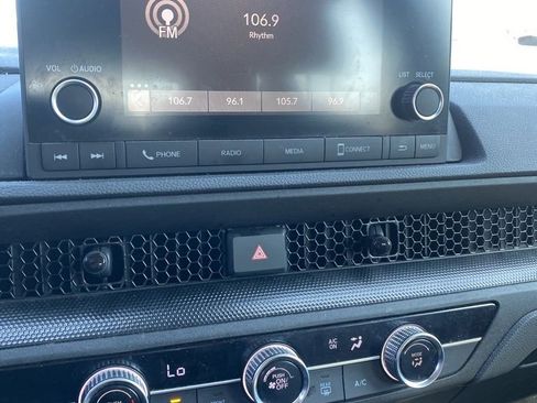 Used 2023 Honda CR-V LX image 27