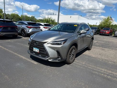Used 2024 Lexus NX 350 AWD w/ Vision Package image 6