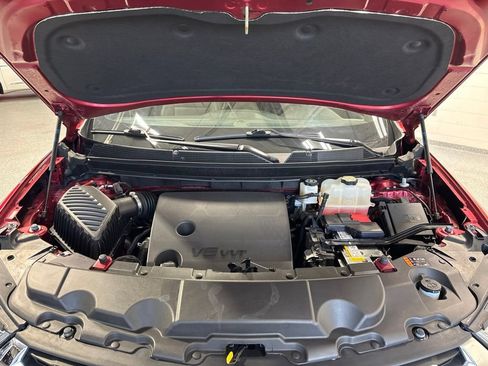 Used 2023 Chevrolet Traverse LT AWD/4WD image 62
