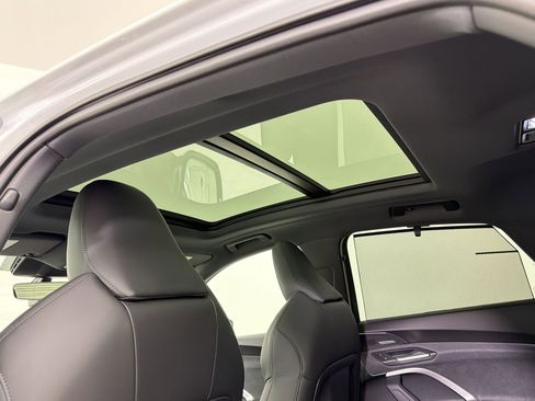 New 2026 Audi SQ5 Premium Plus AWD/4WD image 16
