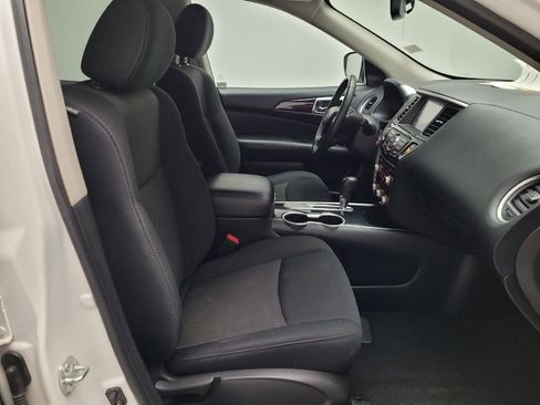 Used 2020 Nissan Pathfinder SV FWD image 21