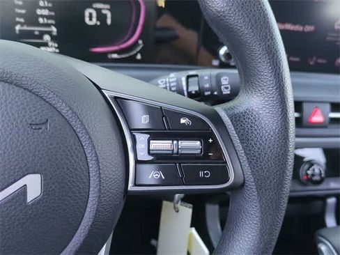 Used 2024 Kia Seltos LX image 25