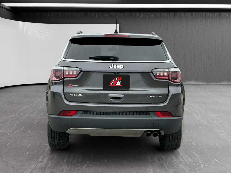 Used 2017 Jeep Compass Limited AWD/4WD image 6