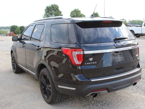 Used 2019 Ford Explorer Limited FWD image 4