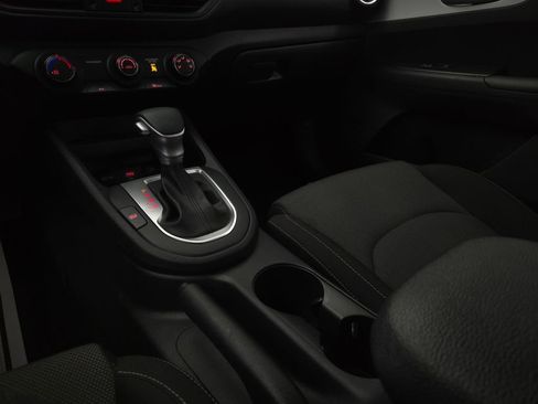 Used 2024 Kia Forte LXS image 25