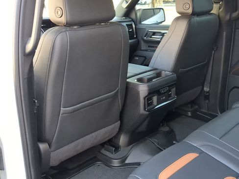 Used 2024 GMC Sierra 1500 AT4 w/ Technology Package image 19