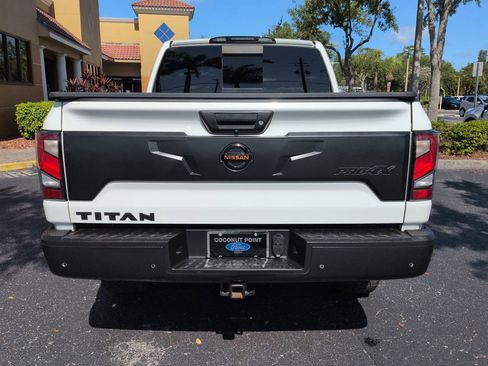Used 2020 Nissan Titan PRO-4X AWD/4WD image 4