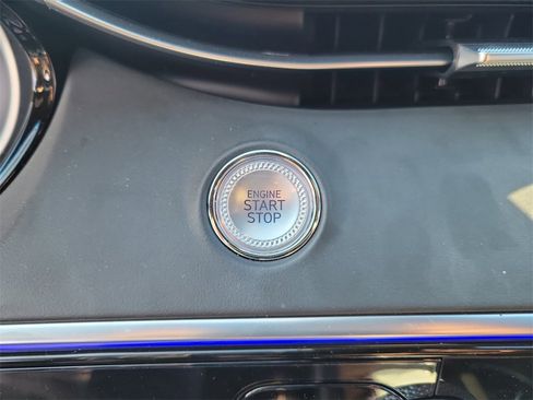 Used 2024 Genesis GV70 3.5T Sport image 33