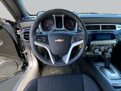 Used 2014 Chevrolet Camaro LS RWD image 5