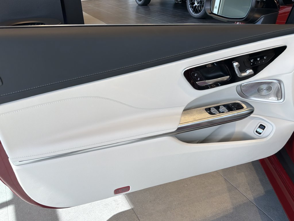 New 2027 Mercedes-Benz CLE 450 4MATIC Cabriolet image 9